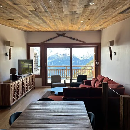 The Mountain View Apartment